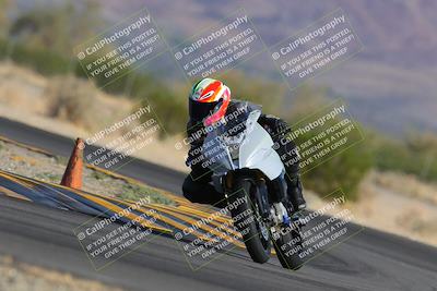 media/Nov-05-2022-SoCal Trackdays (Sat) [[f8d9b725ab]]/Turn 5 (940am)/